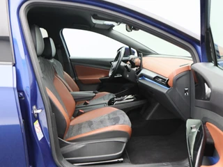 Volkswagen ID.4 Pro Performance 77 kWh 204 Pk | Stoel/Stuurverwarming | Adaptive cruise | Camera | CarPlay | 54.397 Km !! / 37