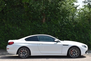 BMW 6 Serie 640i High Executive 320 PK | Camera | Leder | Elekt.stoelen memory | Full Led | Stoelverwarming | 20'Inch | Navi / 6