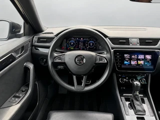 Škoda Superb Combi 1.4 TSI iV Laurin & Klement / 22