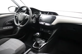 Opel Corsa 1.2 75pk Edition | Demo | Airco | Cruise Control | Parkeersensoren achter | Stuurverwarming | Navigatie via Apple Carplay | Lichtmetalen velgen / 4