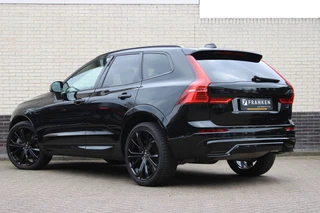 Volvo XC60 2.0 T6 Plug-in hybrid AWD Ultimate Black Edition  | Panoramadak | Head-up | H/K | Memory / 5