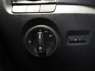 Skoda Fabia Combi 1.0 TSI Active Launch NAVI-APP/AIRCO/CRUISE/TREKHAAK! / 19