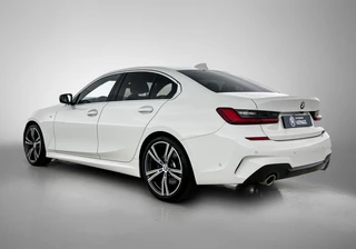 BMW 3-serie 320i Executive M sport | Automaat | Cruise control | CarPlay | Camera | Parkeersensoren / 9