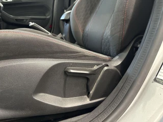 Ford Fiesta 1.0 EcoBoost ST Line MOTOR VERV. | CRUISE | PDC / 22