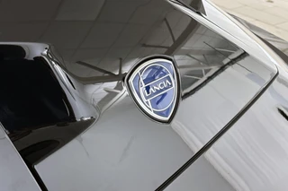 Lancia Ypsilon 1.2 Turbo Hybrid / 35