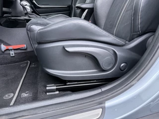 Kia XCeed 1.5 T-GDi GT-Line Automaat  - Kantel / Schuifdak  - Apple Carplay / Android Auto - Navigatie - ACC - Climate Control - Stoel / Stuurwielverwarming - Fabrieksgarantie tot 04-2032 / 20