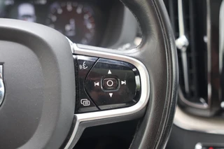Volvo XC60 T6 Recharge AWD Inscription | Stoelverwarming | Trekhaak | Parkeercamera | Panoramadak | Pilot Assist |  BLIS  | Leder | Keyless / 38