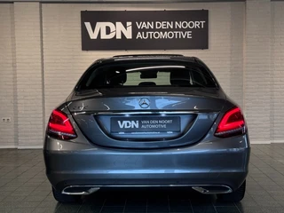 Mercedes-Benz C-Klasse 180 Premium Pack 156pk Pano Smartlink Stoelverw LED 17'' / 11