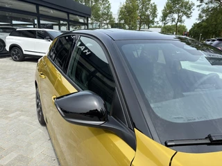 Opel Astra 1.6 Turbo Automaat Plug In Hybrid Ultimate | DEMO | Panorama Schuifkanteldak | ECC | Navigatie | Camera | Winterpakket | AGR | Alcantara | Matrix-LED | Parkilot / 26