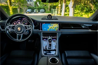 Porsche Panamera Sport Turismo 2.9 4 E-Hybrid 10 Years Edition  Krijt Stoelventilatie 21" Achterasbesturing Soft Close Panorama / 8