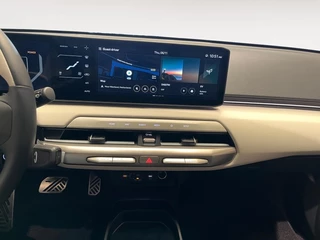Kia EV4 GT-Line Business Edition 81.4 kWh | 595 km WLTP-actieradius | GT-bekleding | 19" Inch velgen | Mogelijk €2500 voorraadvoordeel!* / 18