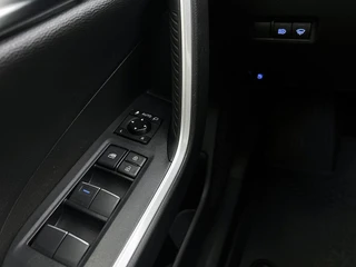 Toyota RAV4 2.5 Hybrid Active Automaat | Adaptive Cruise | Stoelverwarming | CarPlay | Camera | Trekhaak / 31