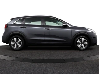 Kia Niro 1.6 GDi Hybrid DynamicLine  - Trekhaak - Cruise Control - Airco - - Virena zekerheidspakket €895 / 10
