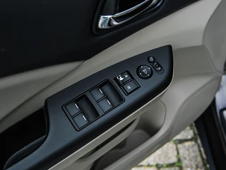 Honda CR-V 2.0 AWD Executive Leder | Panoramadak | Camera | Xenon | Keyless | Stoelverwarming | Trekhaak / 41