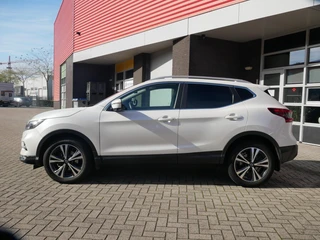 Nissan Qashqai 1.3 DIG-T N-Connecta  360C| Trekhaak| Navi+BT| Pano / 28