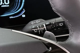 Kia Niro 1.6 GDi PHEV DynamicLine Keyless Achteruitrijcamera Apple CarPlay 18" / 32