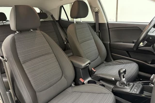Kia Stonic 1.0 T-GDi 100pk MHEV Dynamic Plus Line | Kia Garantie 2028 | Navigatie | Camera | Climate control | Cruise control | Parkeersensoren | Keyless Start + Entry / 14