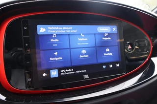 Toyota Aygo X 1.0 VVT-i S-CVT UNDERCOVER STOELVERW. JBL KEYLESS NAVI LED DAB APLLE/ANDROID CAMERA SENSOREN V+A / 24