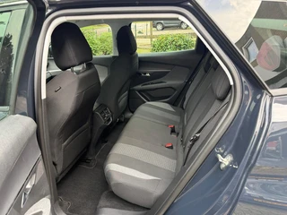 Peugeot 3008 1.2 PureTech Blue Lease Executive / 40