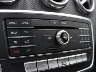 Mercedes-Benz A-Class 180 Ambition  | Trekhaak | Navigatie | LED | Org. NL / 44