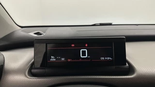 Citroen C4 Cactus 1.2 PureTech Feel CARPLAY CRUISE NAVIGATIE ECC. / 25