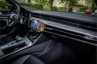 Audi A6 Avant 55 TFSI Quattro Sport  Luchtvering 20" Panorama ACC / 14