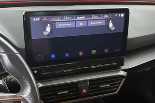 CUPRA Leon Sportstourer 1.4 e-Hybrid Stoelverwarming Apple CarPlay Keyless Achteruitrijcamera / 23