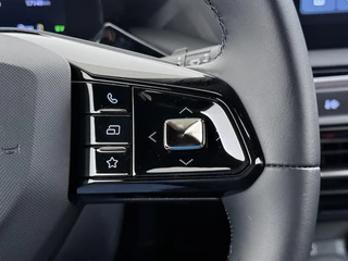 MG MG3 Hybrid+ 1.5 Hybrid+ Luxury ONDERHOUD GEHAD BIJ DEALER, DIRECT LEVERBAAR | 7 JAAR MG FABRIEKS GARANTIE TM 02-2032 | STOEL + STUURVERWARMING | 360 CAMERA | ADAP. CRUISE | DODE HOEK | KEYLESS | APPLE CARPLAY | / 30