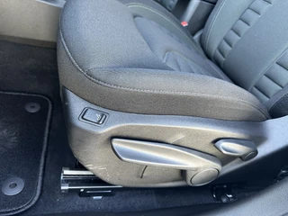 Jeep Renegade 4xe 240 Plug-in Hybrid The North Star (Elektrisch Schuifdak - Navigatie - Apple Carplay - Camera - Stoel & Stuurverwarming - LED) / 12