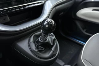Fiat 500 1.0 Hybrid La Prima | Cabrio | Lederen bekleding | Keyless | Camera | Cruise control | Lichtmetalen velgen | Navigatie | Draadloze apple carplay/android auto | JBL audio / 21