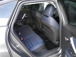 Citroen Ë-C4 Collection 156pk Extended range 54 kWh |  Apple Carplay | Camera | Navigatie | Keyless | Stoelverwarming |  Cruise Control | LED / 6
