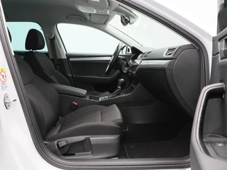 Škoda Superb Combi 1.4 TSi 218 Pk iV Business Edition Plus / 37