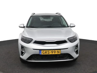 Kia Stonic 1.0 T-GDi MHEV DynamicPlusLine  Apple Carplay/Android Auto - Cruise Control - Climate Control - Navigatie - Stuur/Stoel Verwarming - fabrieksgarantie tot 11-2031 / 13