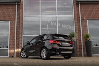BMW 1-serie 116d F40 Executive Edition | 1e eigenaar | NL Auto | HiFi audio | DAB | LED | Apple Carplay | Rijstrooksensor | Cruise control | Climate control | Sportstuur | Active Guard Plus / 5