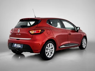 Renault Clio 0.9 TCe Bose | Trekhaak | Camera | Navigatie | Cruise Control | Climate Control | Parkeersensoren / 2