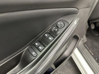 Opel Grandland X 1.2 Turbo Elegance CAMERA TREKHAAK LM NAVI CARPLAY CRUISE ECC. / 19