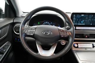 Hyundai Kona EV Comfort 64 kWh 3-Fase  Warmtepomp Two-Tone Adaptive-Cruise Navigatie / 7