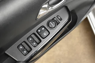 Kia Picanto 1.0 DPi 63pk 4-zits ExecutiveLine / 15