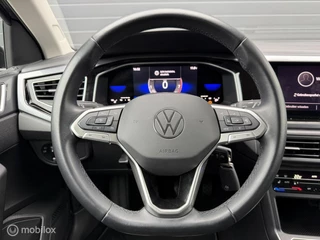 Volkswagen Polo 1.0 TSI Style VOL! CLIMA*ADABCR*PDC*CARPLAY*IQLICHGTS* / 34