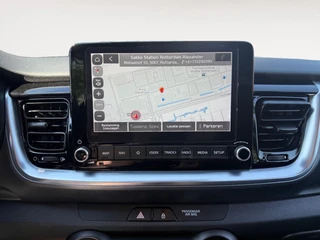 Kia Stonic 1.0 T-GDi MHEV DynamicLine | Automaat | Cruise Control | Climate Control | Camera | Navigatie | LM Velgen | / 17