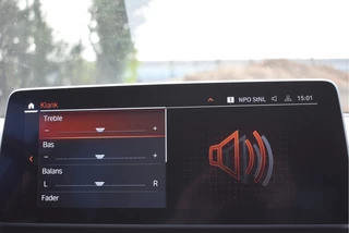 BMW 5 Series Touring 520i Executive Edition Facelift  | NL-Auto | Elekt.trekhaak | Historie | Carplay | Navi | DAB | Full LED | Zeer netjes / 51