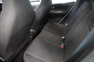 Toyota Aygo X 1.0 VVT-i MT Play  PDC Achteruitrijcamera / 17