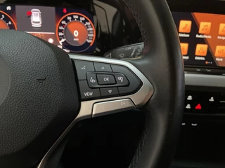 Volkswagen Golf Variant 1.0 TSI 110pk Life Sfeerverlichting Navigatie Parkeersensoren / 20