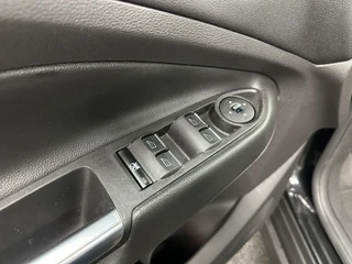 Ford C-MAX 2.0 Plug-in Hybrid Titanium Plus TREKHAAK CAMERA NAVI ECC CRUISE LM. / 21