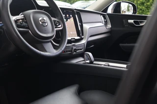 Volvo XC60 T6 Recharge AWD Plus Dark | Longe Range | Stoelverwarming | Parkeercamera | Panoramadak | Pilot Assist  | Leder | Keyless / 32
