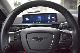 Ford Mustang Mach-E RWD 75 kWh | Pano | Leder | B&O| Winterpakket | / 17