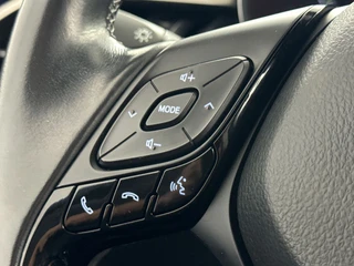 Toyota C-HR 1.8 Hybrid Dynamic Automaat Navigatie | 18'' L.M. Velgen | Parkeercamera / 22