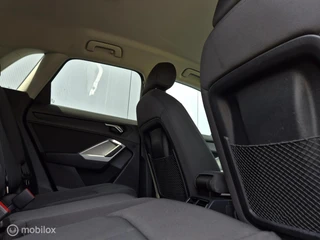 AUDI Q3 35 TFSI S EDITION/LED/CAMERA/ELEK-KOFFER/20''LMV/STOELVERWARMING/CARPLAY / 21