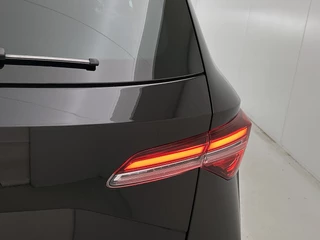Škoda Karoq 1.5 TSI ACT Sportline Business  | PANORAMADAK | 360 CAMERA | WINTERPACK | KEYLESS | NAVI | ELEKTR. ACHTERKLEP / 36