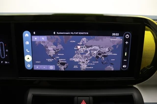 Fiat Grande Panda 1.2 Hybrid La Prima | Navigatie | Climate control | Camera | Dakrails | Lichtmetalen velgen | Extra getint glas | Nieuw model | Hoge instap / 29